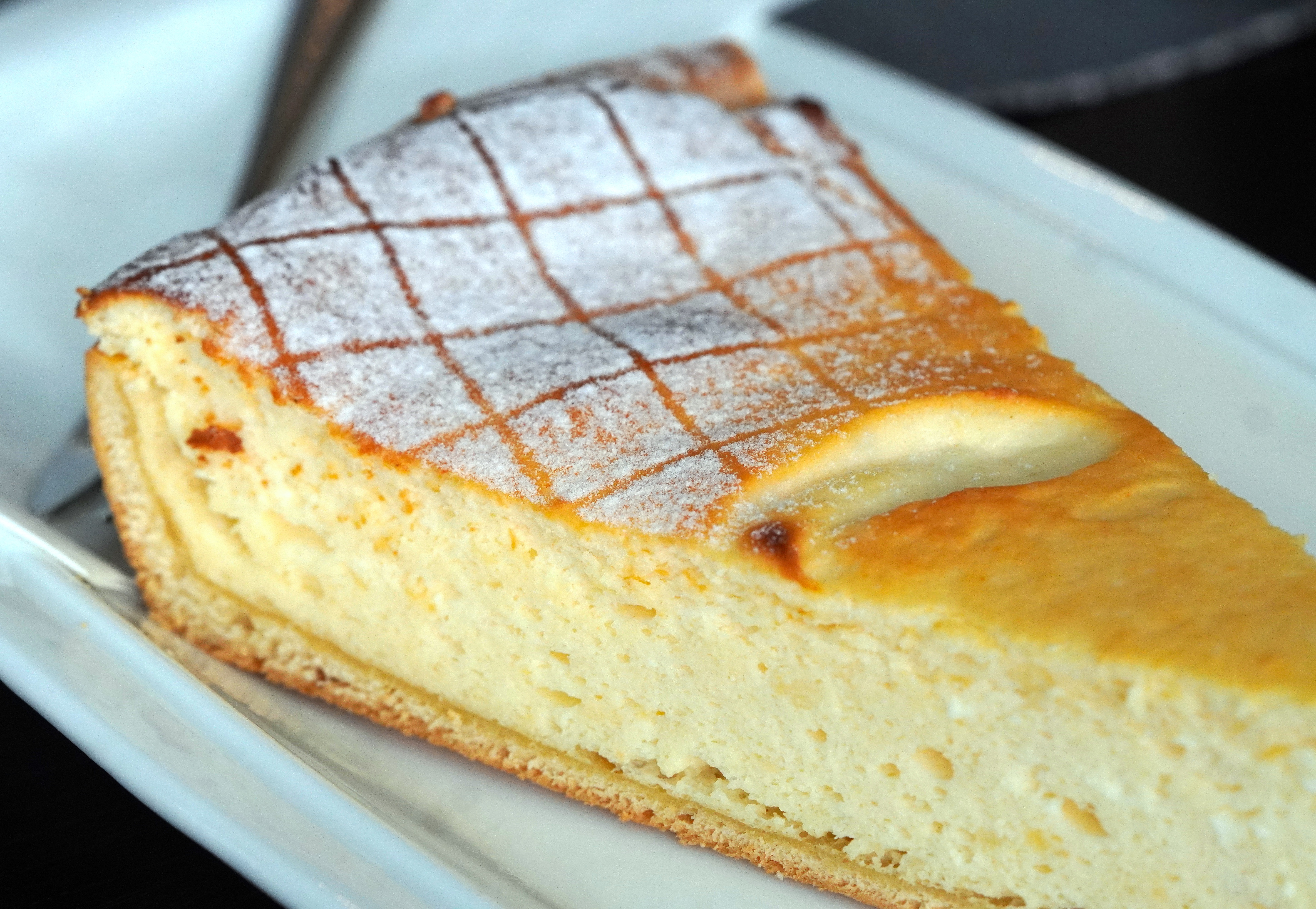 Käsekuchen mit hausgemachtem Backteig